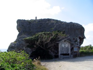 irabu-10.jpg(20381 byte)